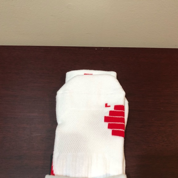 Nike Elite Basketball Socks, Crew, 1 Pair, Various Sizes - Picture 14 of 16